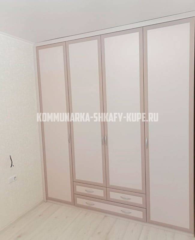 Распашные шкафы Коммунарка