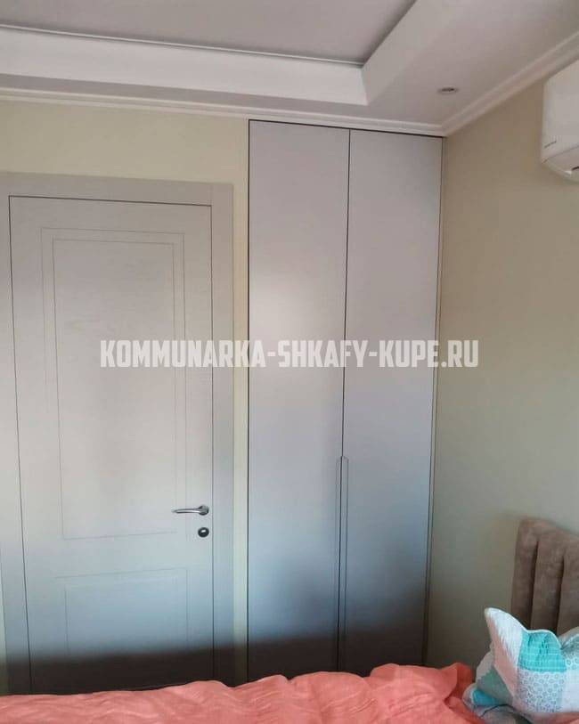 Шкафы в спальню Коммунарка