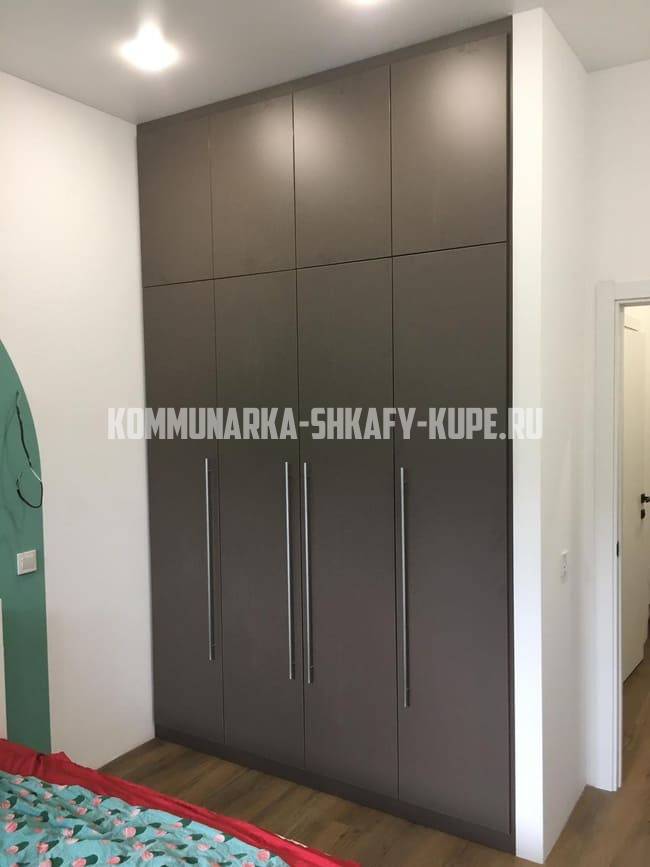 Шкафы в спальню Коммунарка