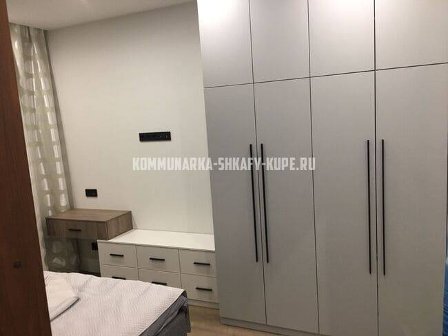 Шкафы в спальню Коммунарка